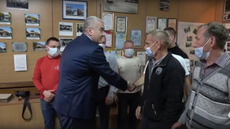 Аксёнов наградил сотрудников «Крымтроллейбуса» за эвакуацию иностранцев с Украины