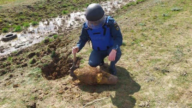 Отголоски Великой Отечественной: МЧС по Крыму обезвреживает взрывоопасные предметы