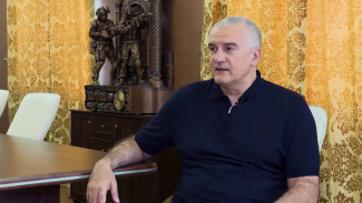 Аксёнов заявил, что в крыму с радостью встречают переехавших из исторических регионов России