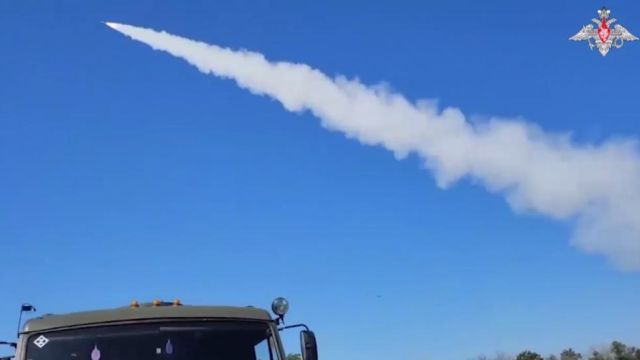 Две модернизированные украинские ракеты С-200 сбиты силами ПВО над Азовским морем