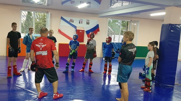 В Ялте открыли первый клуб федерации рукопашного боя