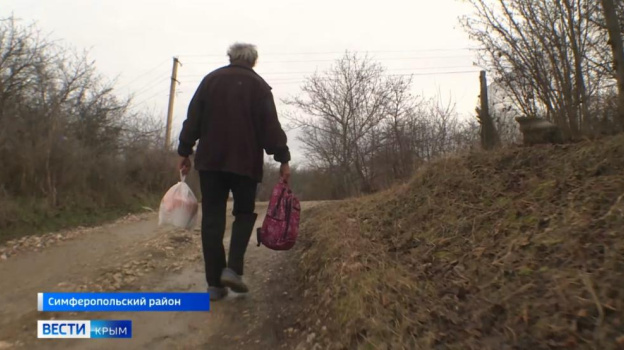 Крымчане вынуждены вывозить мусор на автобусах