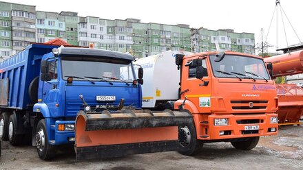 12 спецавтомобилей готовы расчищать Симферополь от снега