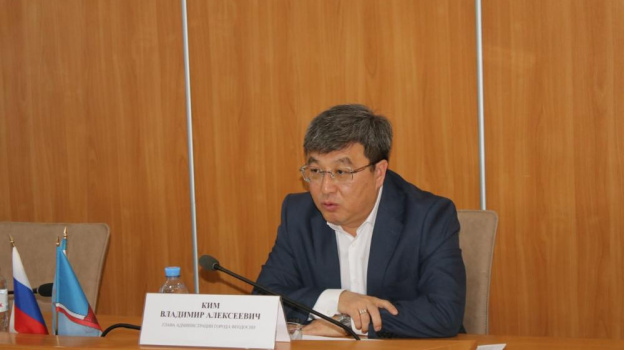  Мошенники пишут крымчанам от лица главы администрации Феодосии