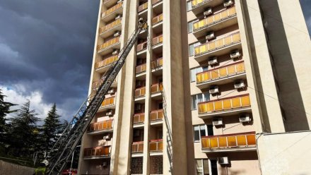 В Алуште «тушили пожар» в 14-этажном здании гостиницы