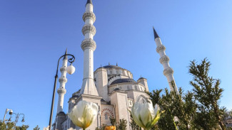 Крымчан поздравили с праздником Курбан-байрам