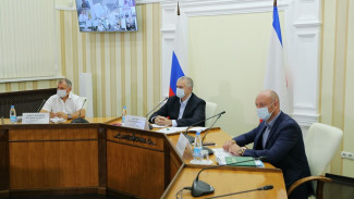 Аксенов разрешил трем крымским заведениям общепита работать круглосуточно 