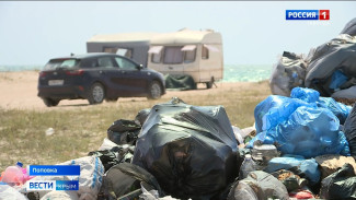 Крымские пляжи утопают в мусоре 