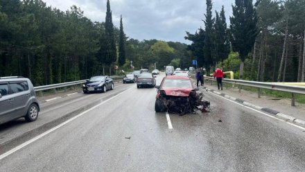 В ДТП под Алупкой пострадал подросток