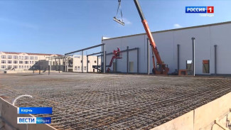 В Керчи завершены работы по возведению основы здания плавательного бассейна