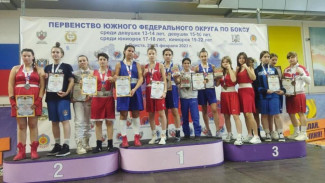 Спортсменки из Симферополя завоевали медали на первенстве по боксу