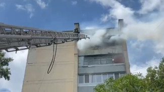 В Симферополе потушили пожар в многоэтажке