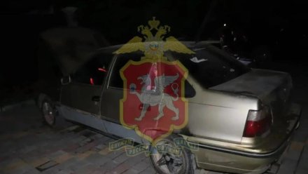 В Сакском районе пьяный мужчина поджег автомобиль