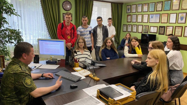 Студенты Севастопольского ВУЗа стали общественными помощниками следователей