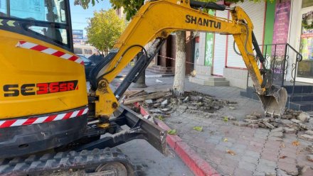 В Керчи обновляют пешеходные зоны на центральных улицах города