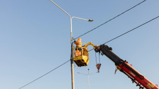 В Крыму продолжают устанавливать системы наружного освещения на автомобильных дорогах