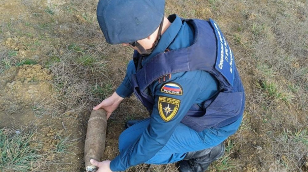 На западе Крыма нашли пять боеприпасов времен войны