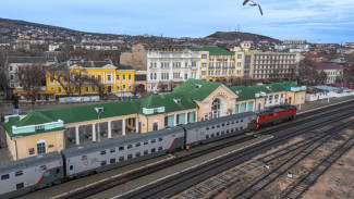 В Крым запустили второй двухэтажный поезд