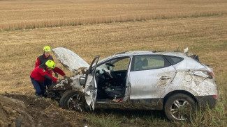 Водитель съехал в кювет и перевернулся несколько раз в Ленинском районе