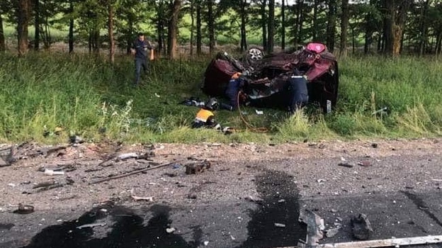 Водитель иномарки погиб в лобовом столкновении в Черноморском районе 