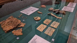 Крымский мемориал представили на выставке «Без срока давности. Нюрнберг. 80 лет» в Москве 