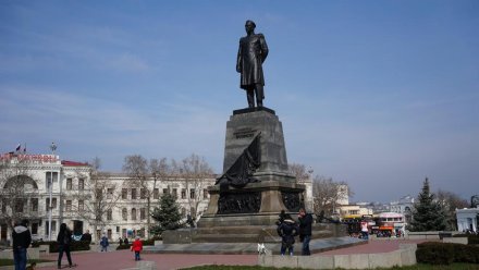 Севастополь активно поддерживает жителей новых регионов