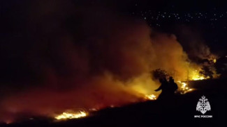 В Орджоникидзе площадь пожара пройденная огнем увеличилась до 80 га