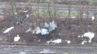 Подразделения беспилотных систем ВДВ уничтожили технику и боевиков ВСУ на Красноармейском направлении