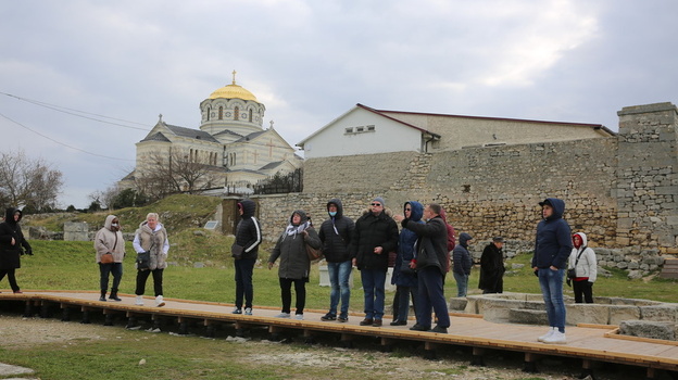 В Севастополь приехали медики из Санкт-Петербурга