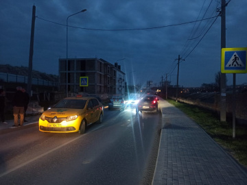 В Севастополе таксист сбил ребёнка на пешеходном переходе