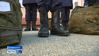 60 призывников отправились из Крыма в воинские части