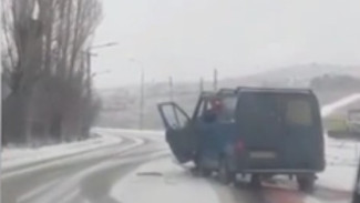 В Крыму четыре человека пострадали в ДТП с микроавтобусом 