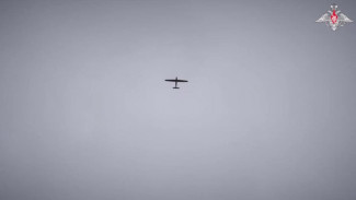 МО РФ: В период с 13:00 мск до 20:00 4 декабря над Черным морем уничтожили 2 украинских беспилотника