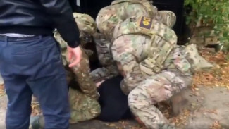 ФСБ в Керчи задержала банду вымогателей 