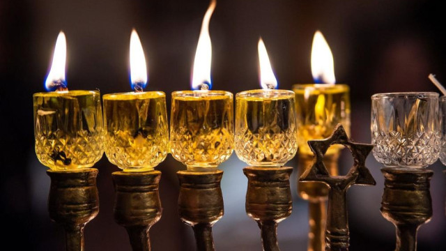 Председатель Совмина Республики тепло поздравил крымских евреев с "праздником свечей"