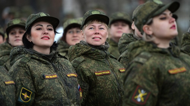 Служат ли крымские женщины в армии 