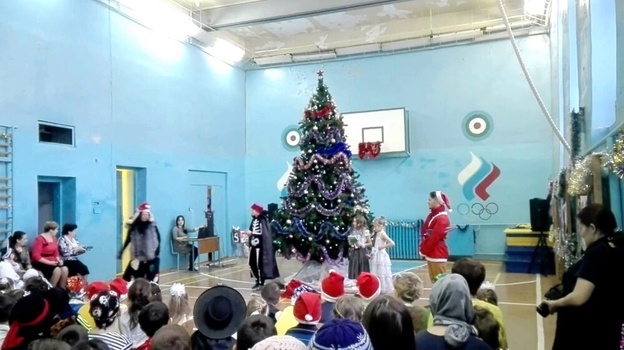 Новогодние праздники в школах Крыма отменять не будут
