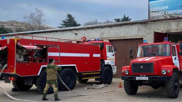 Севастопольские спасатели готовятся к пожароопасному сезону