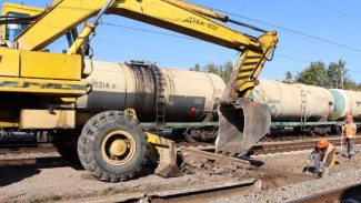 Восемь железнодорожных платформ обновят в Крыму