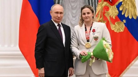 Владимир Путин вручил государственную награду севастопольской спортсменке