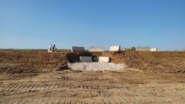 Под Керчью достроили дамбу от затоплений