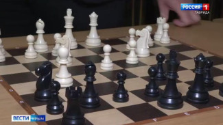 В спортивной школе по шахматам и шашкам в Симферополе прошёл турнир для кадет силовых ведомств