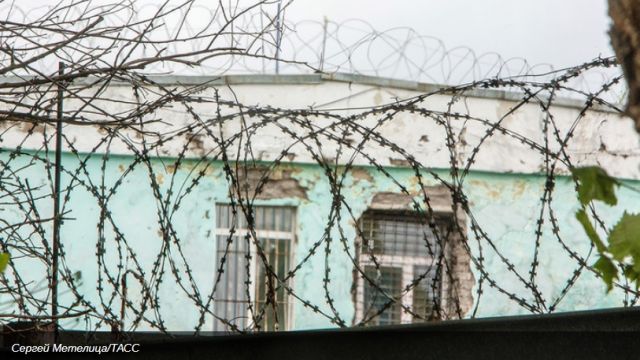 В Бердянске надругались над украинским боевиком, награжденном за войну в Донбассе