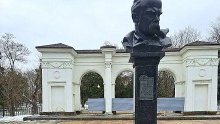 В Симферополе закрыли на реконструкцию парк Шевченко