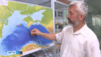 Ученый рассказал, почему загрязненная днепровская вода не попадет в Крым