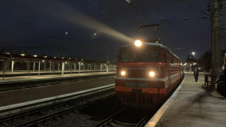 Дополнительный поезд Симферополь — Москва будет ходить до конца марта