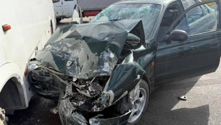  В Красногвардейском районе столкнулись автобус и иномарка 