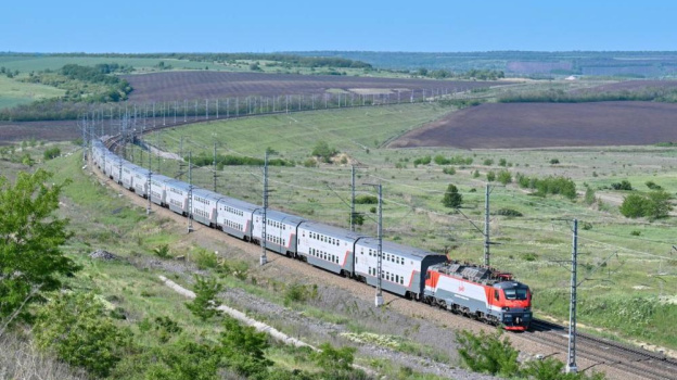 Билеты на поезда из Москвы в Крым снова можно купить за три месяца