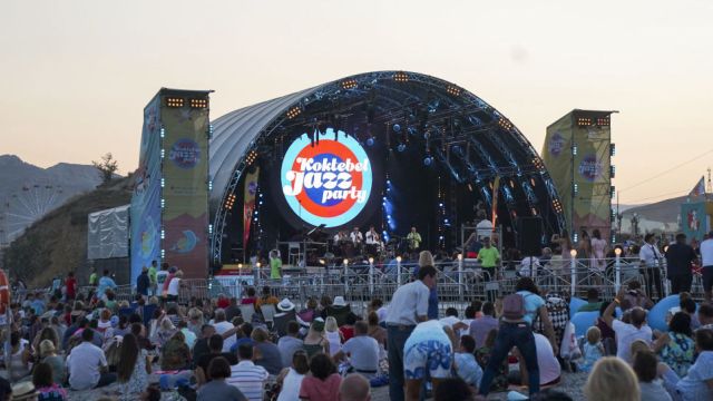 Аксенов разрешил проводить съемку музыкального фестиваля Koktebel Jazz Party