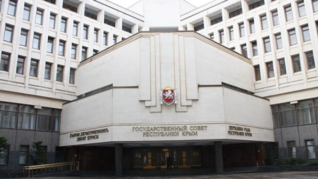 В Крыму лишили госнаград семерых украинских деятелей